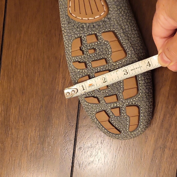 UGG Thelma Suede Moccasin Slip On Shoes - Picture 8 of 8